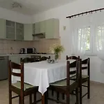 Slavica * Lozovac