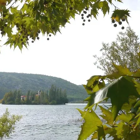 Slavica Apartment Lozovac