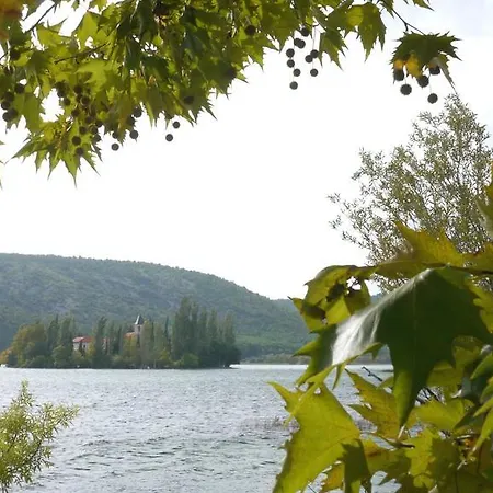 Slavica Apartamento Lozovac