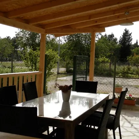 Slavica Appartement Lozovac