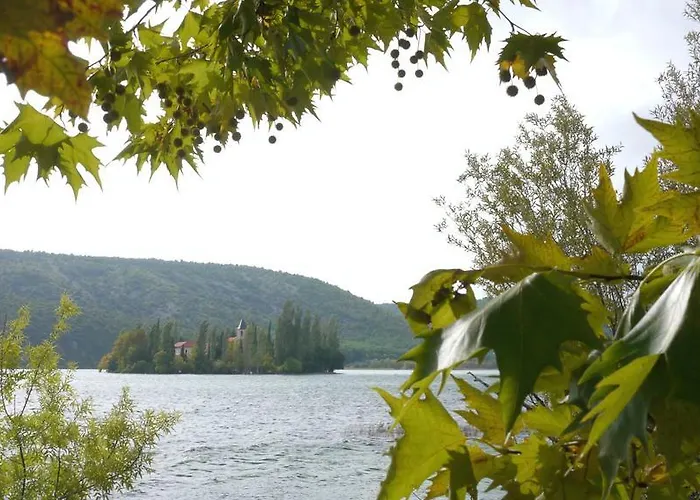 Slavica Apartment Lozovac