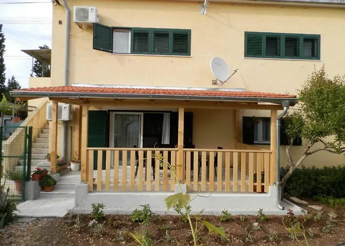 Slavica Apartman Lozovac