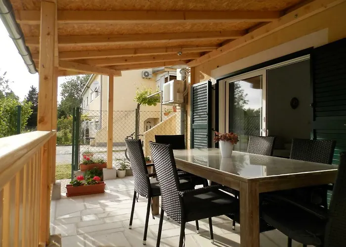 Slavica Apartman Lozovac